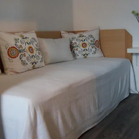 Alt Stocks Guest house 2*